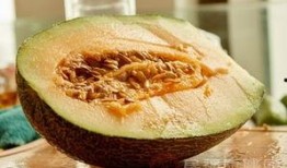 吃一个哈密瓜长胖吗,吃一个真的会长胖吗？