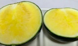 威海大妈吃瓜,揭秘街头热议事件